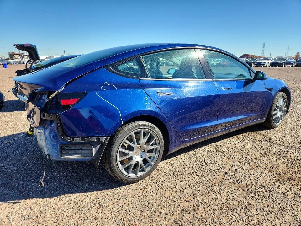 2022 TESLA MODEL 3 3