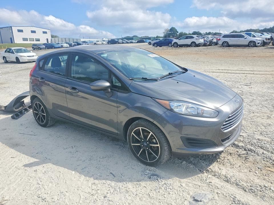 2019 FORD FIESTA SE 4