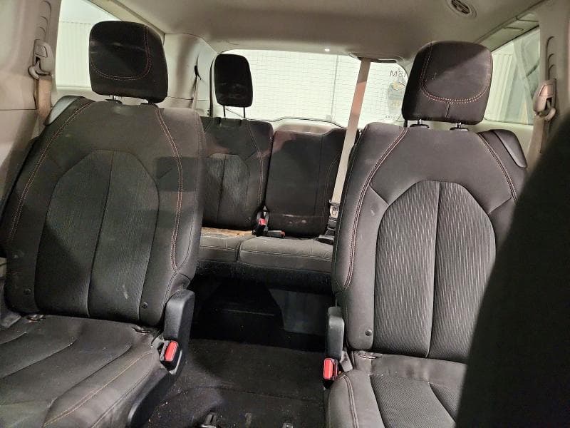 2017 CHRYSLER PACIFICA TOURING 10