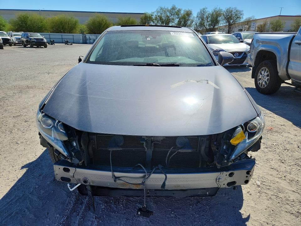 2017 LEXUS ES 300H 5