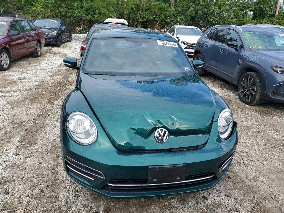 2017 VOLKSWAGEN BEETLE SE 5