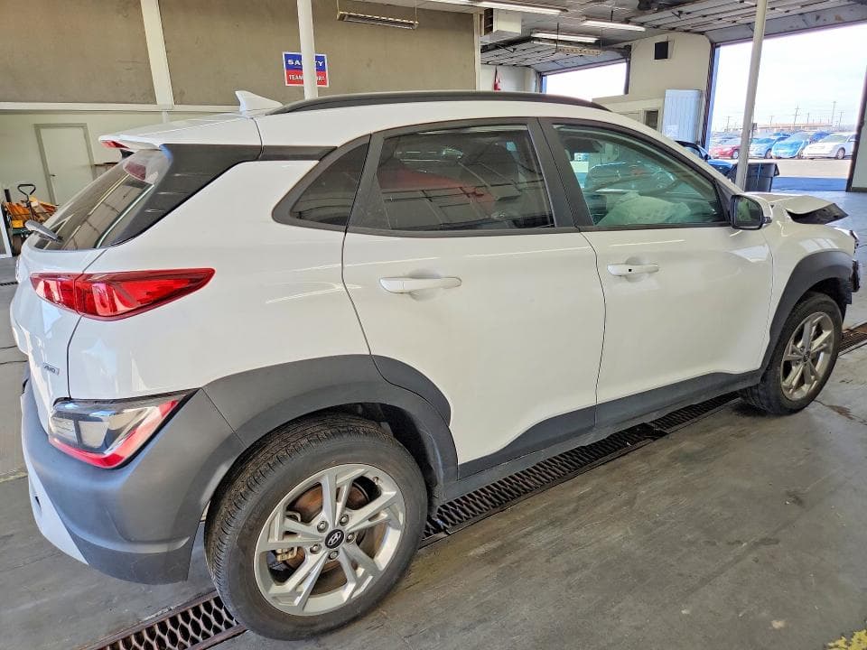 2023 HYUNDAI KONA SEL 3