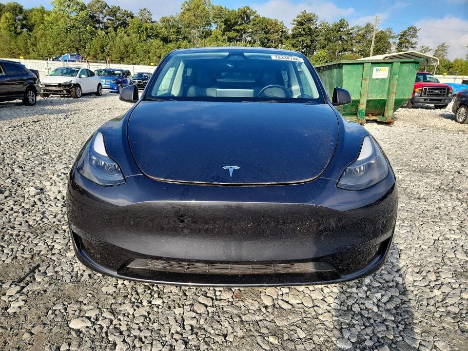 2024 TESLA MODEL Y 5