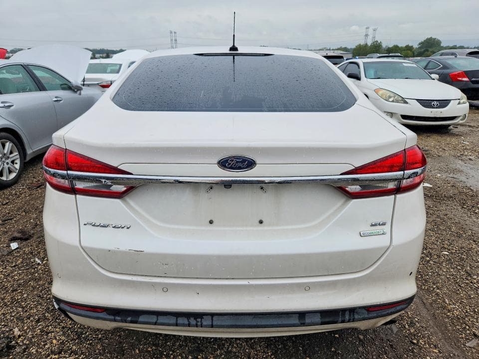 2017 FORD FUSION SE 6