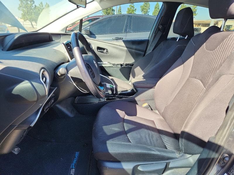 2021 TOYOTA PRIUS PRIME LE 7