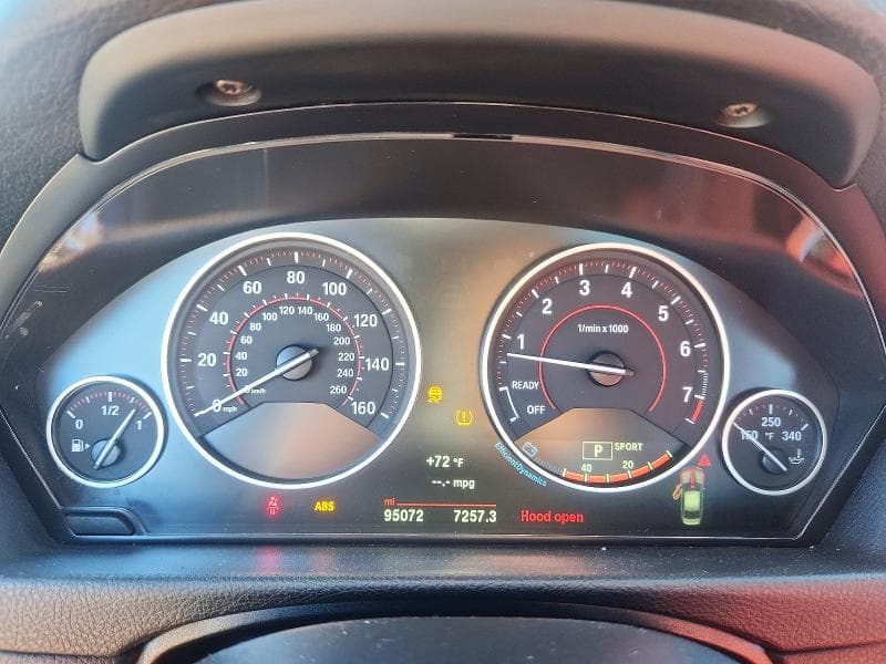 2018 BMW 330 XI 9