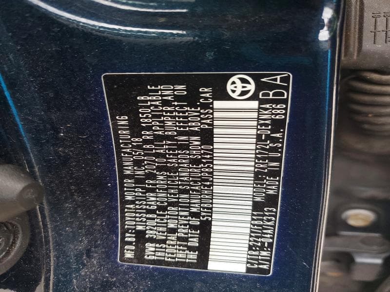 2018 TOYOTA COROLLA LE 12