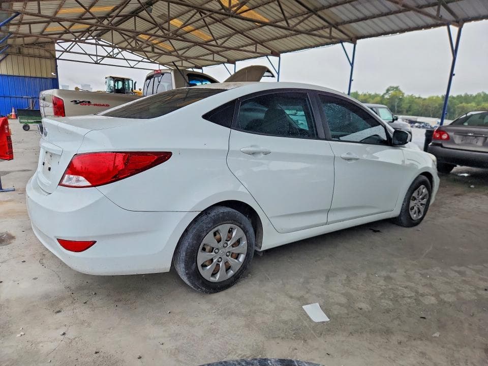 2017 HYUNDAI ACCENT SE 3