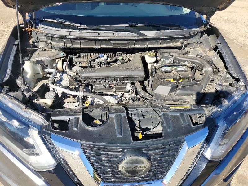 2018 NISSAN ROGUE S 11