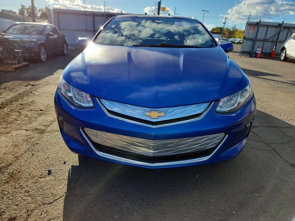 2017 CHEVROLET VOLT LT 5