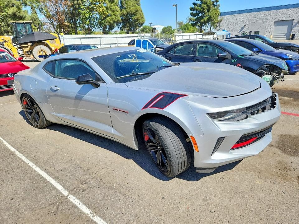 2018 CHEVROLET CAMARO LT 4