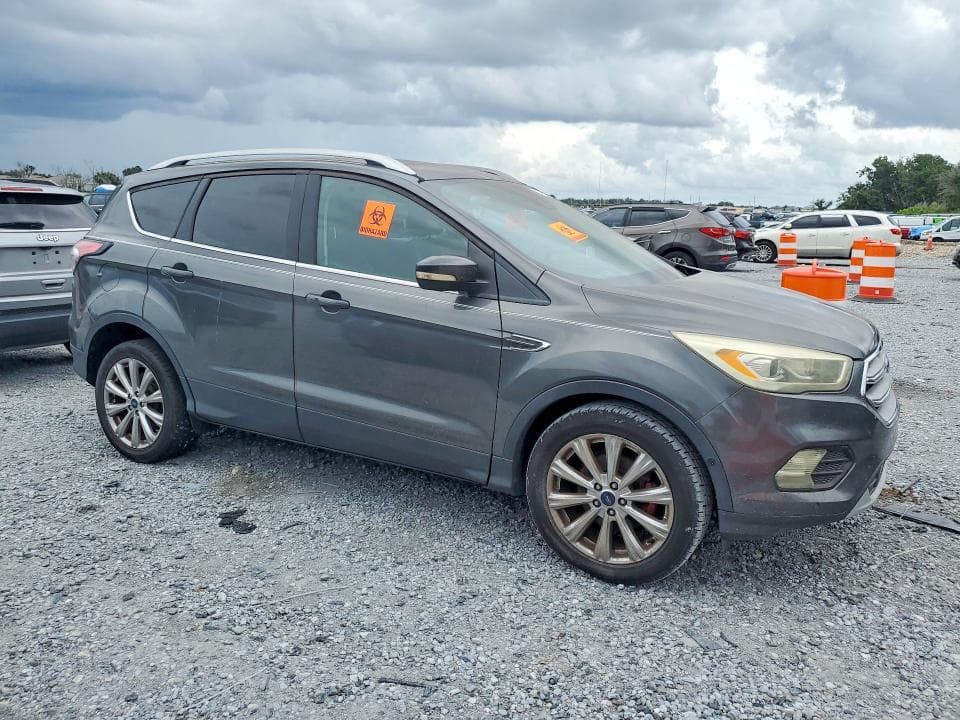 2017 FORD ESCAPE TITANIUM 4