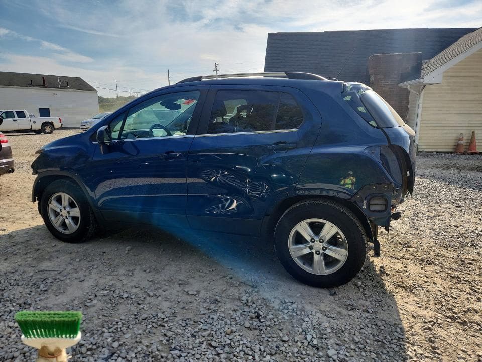 2019 CHEVROLET TRAX 1LT 2