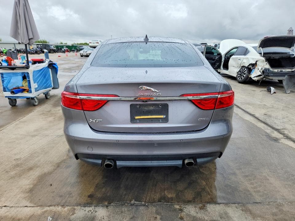 2020 JAGUAR XF PRESTIGE 6