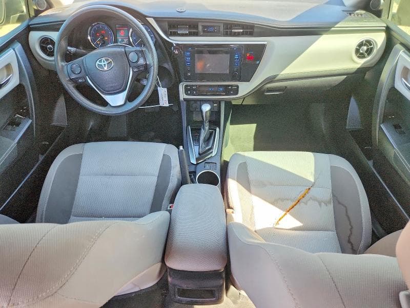 2018 TOYOTA COROLLA LE 8