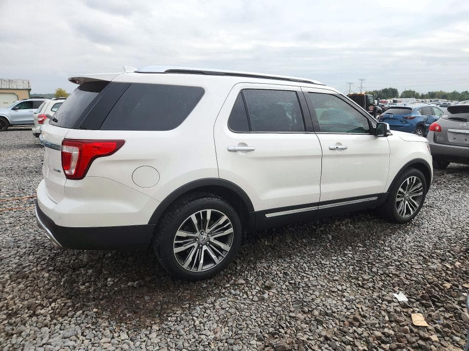 2017 FORD EXPLORER PLATINUM 3