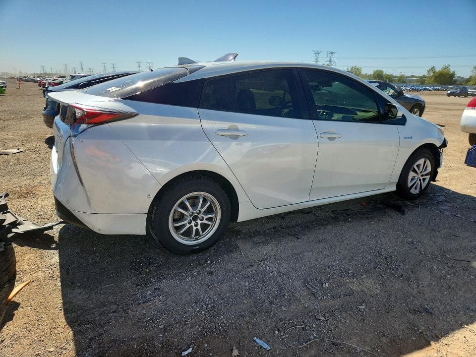 2018 TOYOTA PRIUS THREE 3