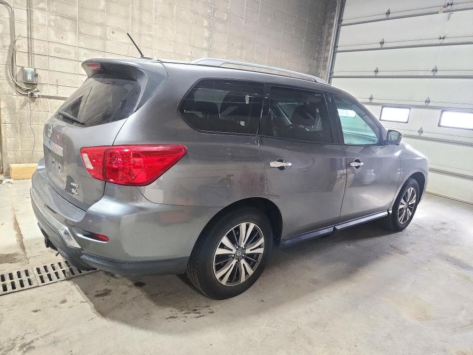 2017 NISSAN PATHFINDER SL 3