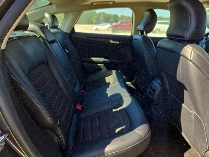 2018 FORD FUSION SE 10