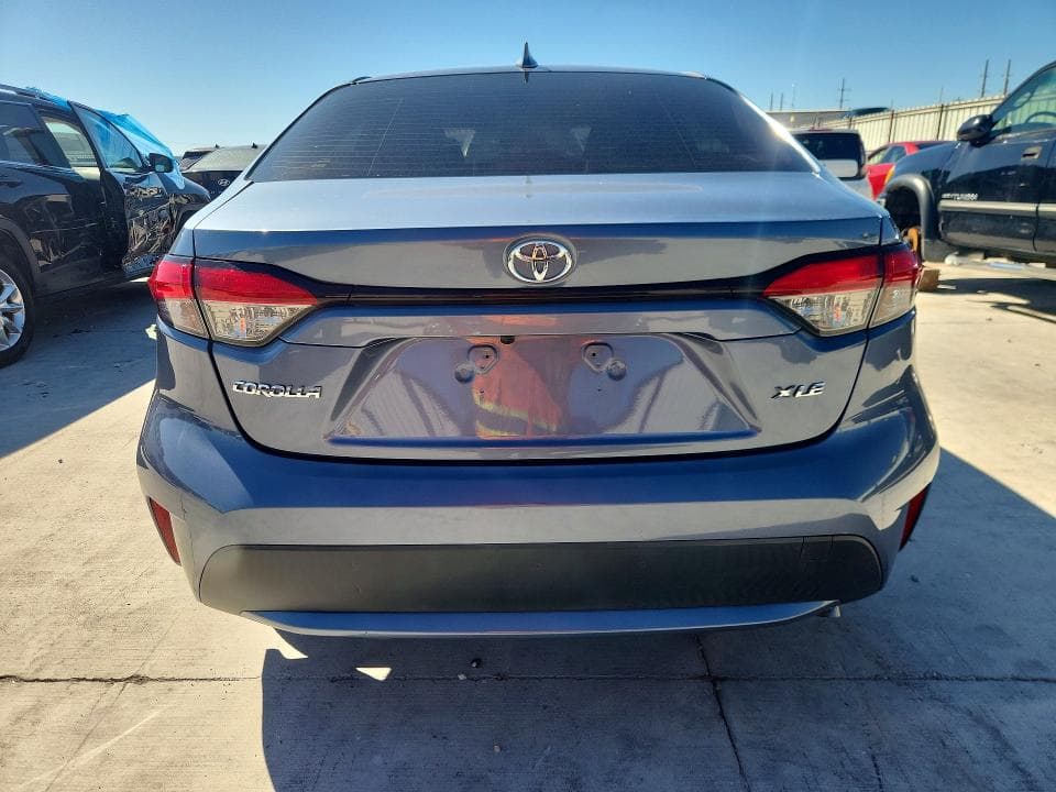 2020 TOYOTA COROLLA XLE 6