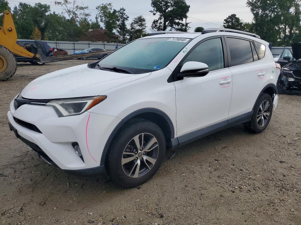 2018 TOYOTA RAV4 XLE - 1
