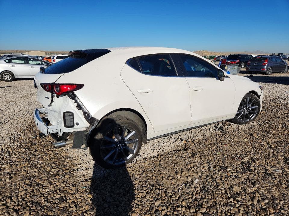 2022 MAZDA 3 PREFERRED 3