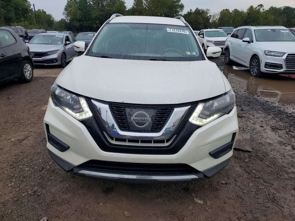 2017 NISSAN ROGUE SV 5