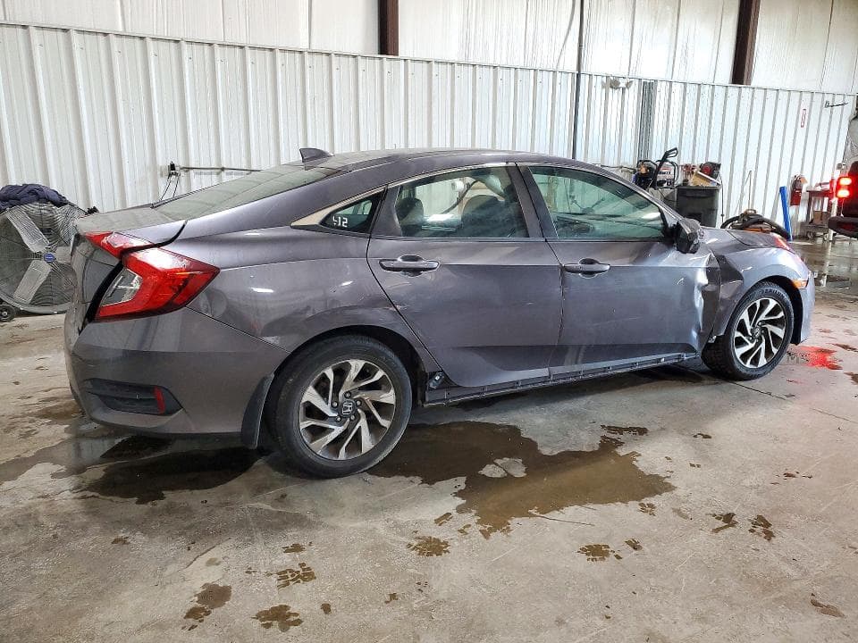 2017 HONDA CIVIC EX 3