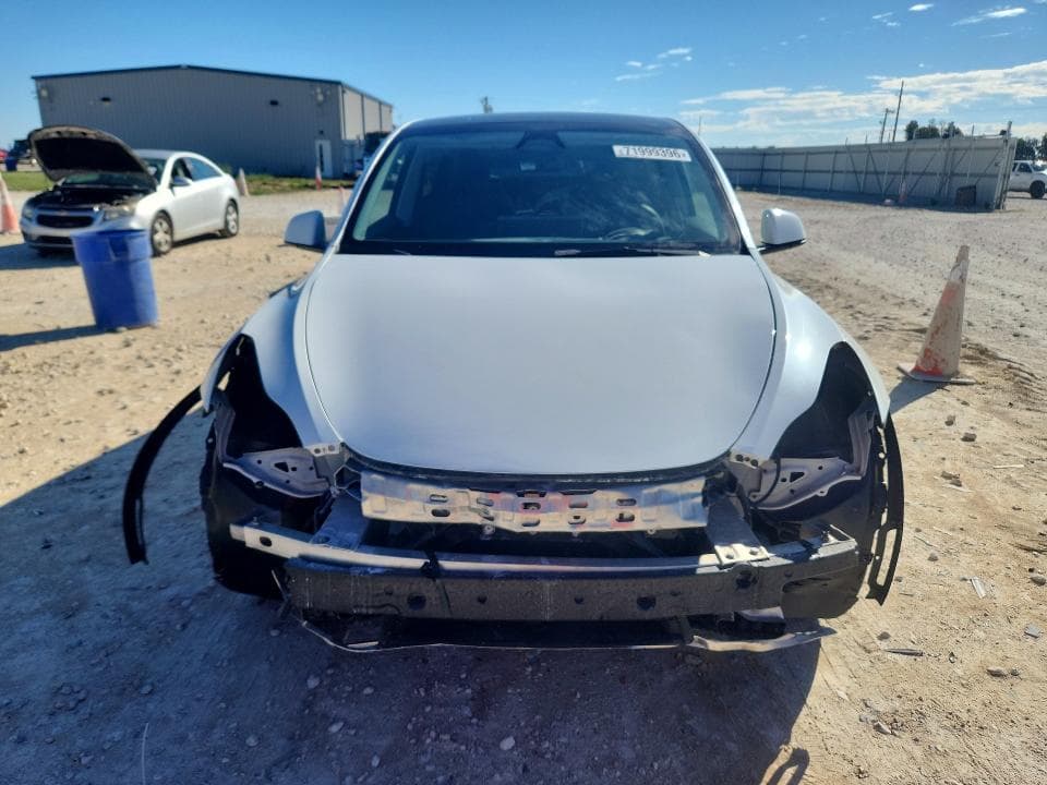 2023 TESLA MODEL Y 5
