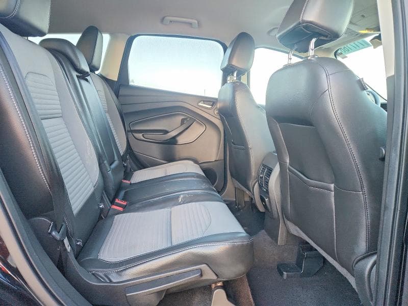 2017 FORD ESCAPE SE 11