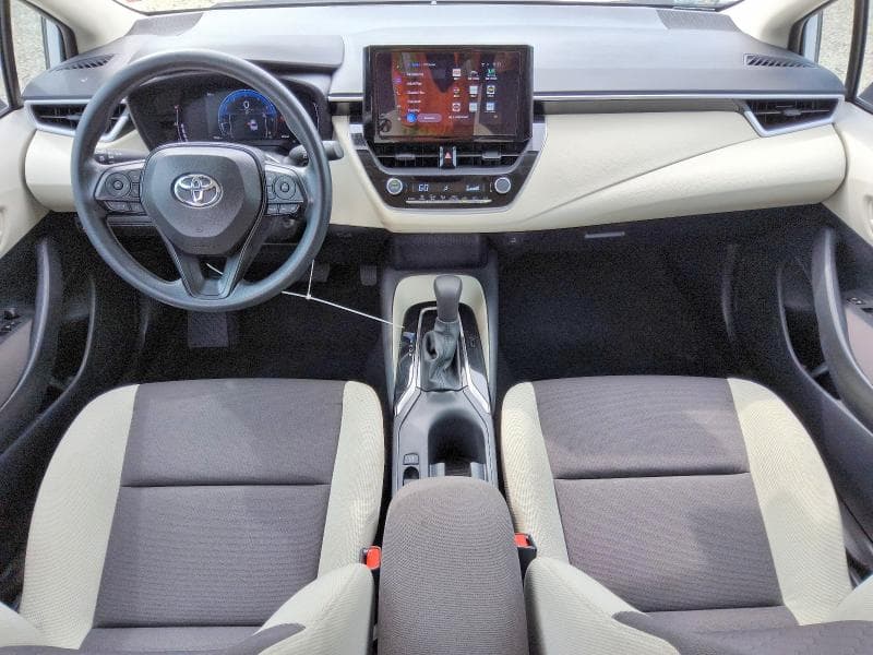 2026 TOYOTA COROLLA LE 8