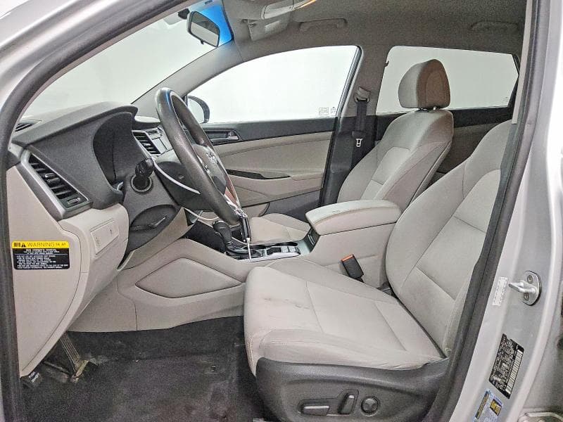 2017 HYUNDAI TUCSON SE 7