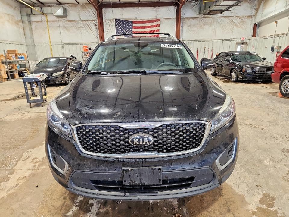 2017 KIA SORENTO LX 5