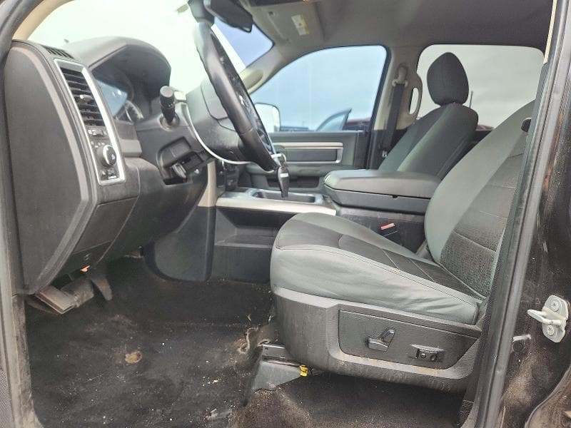 2017 RAM 1500 SLT 7