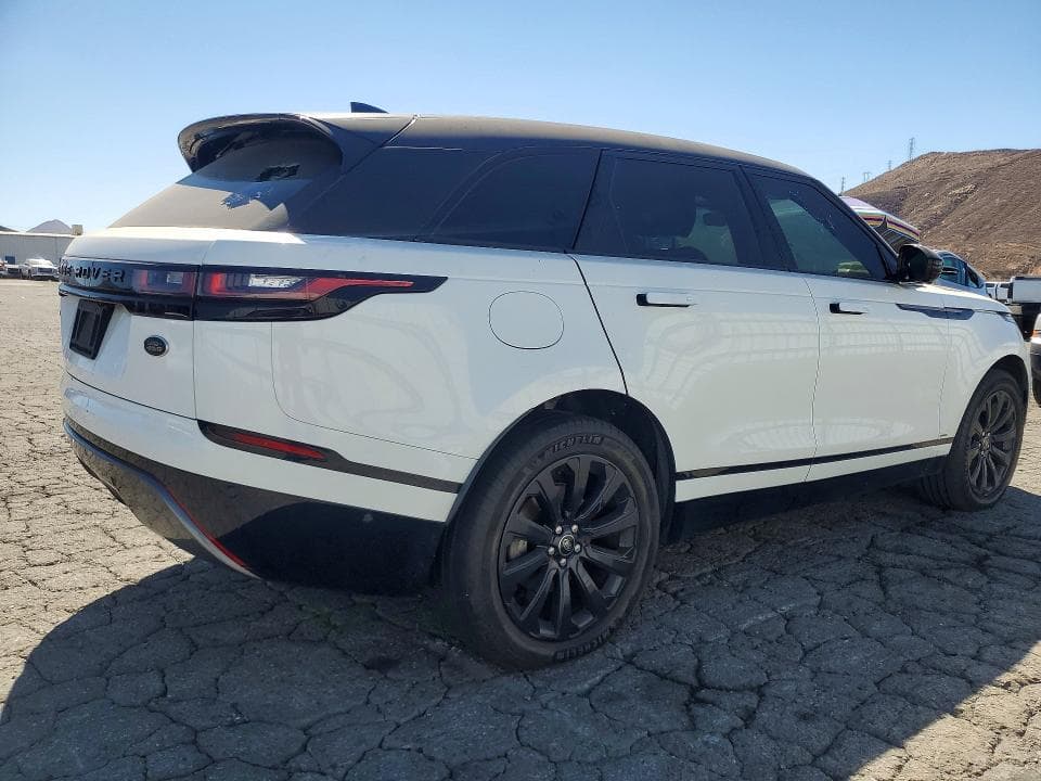 2018 LAND ROVER RANGE ROVER VELAR R-DYNAMIC SE 3