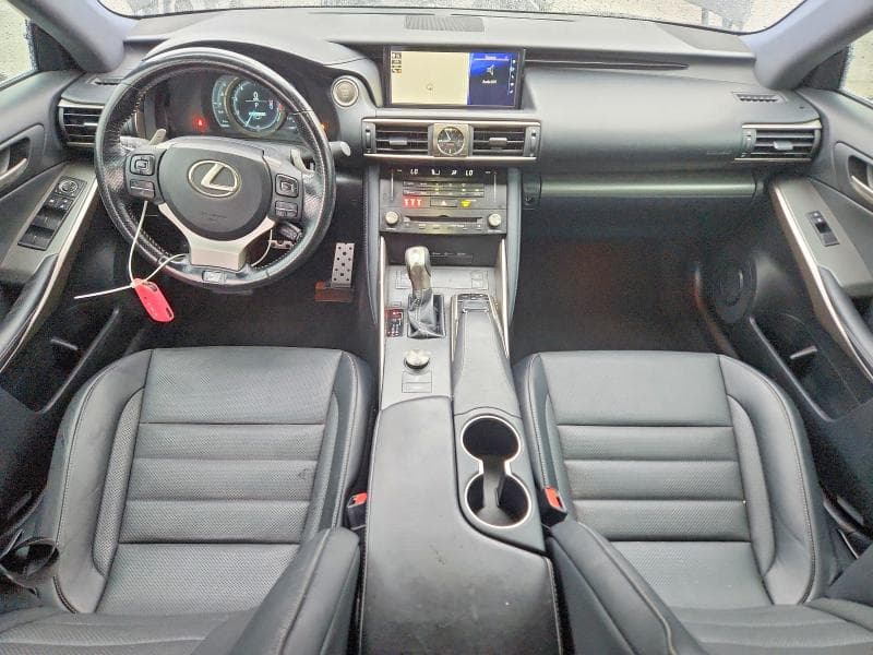 2017 LEXUS IS 200T 8