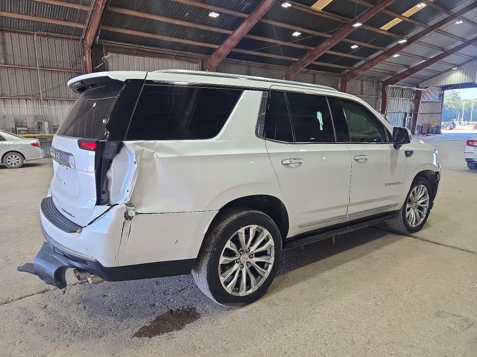 2022 GMC YUKON DENALI 3