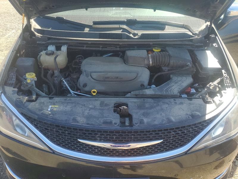 2020 CHRYSLER PACIFICA LIMITED 12