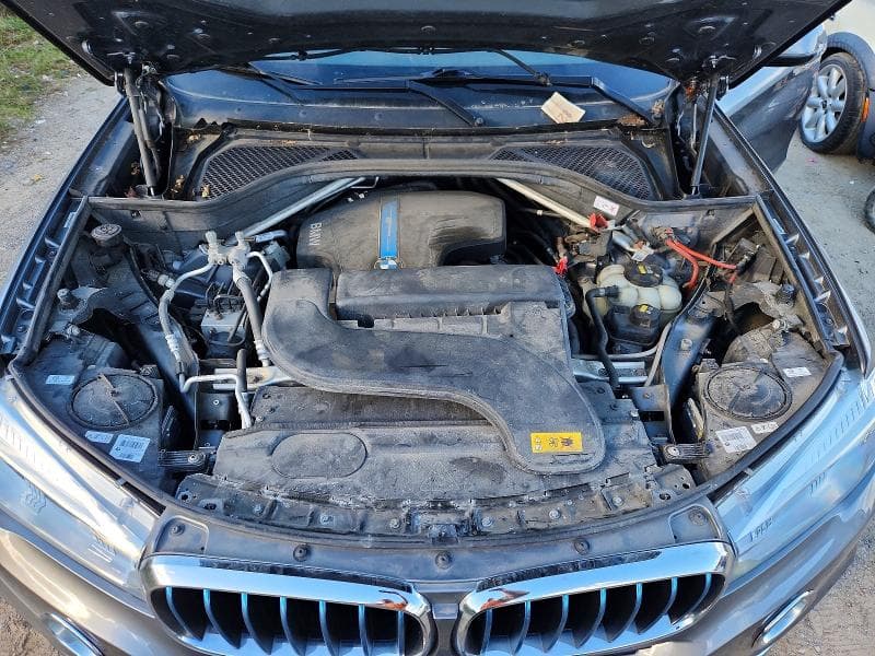 2017 BMW X5 XDR40E 12