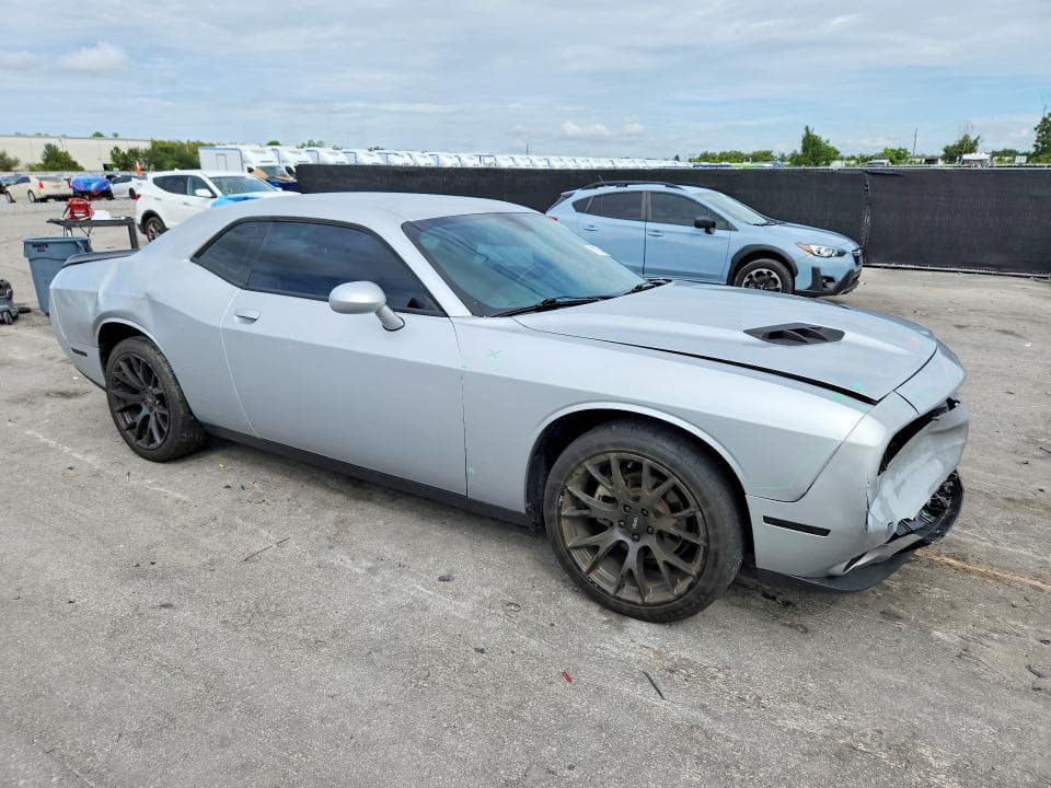 2023 DODGE CHALLENGER SXT 4