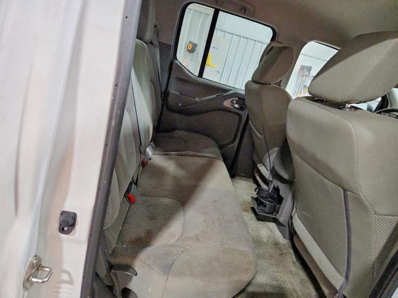 2018 NISSAN FRONTIER SV 10