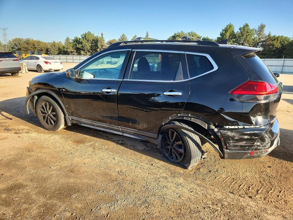 2017 NISSAN ROGUE SV 2