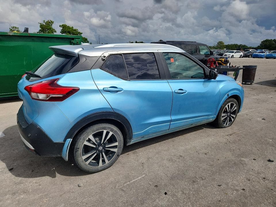 2020 NISSAN KICKS SR 3