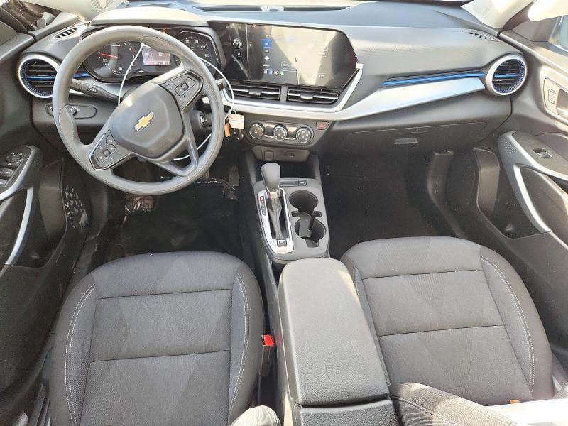 2025 CHEVROLET TRAX LS 8