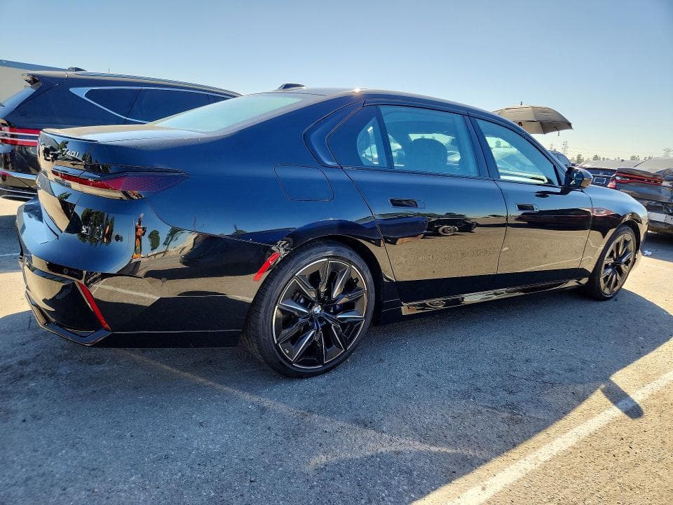 2025 BMW 740 I 3
