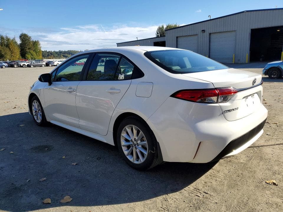 2022 TOYOTA COROLLA LE 2