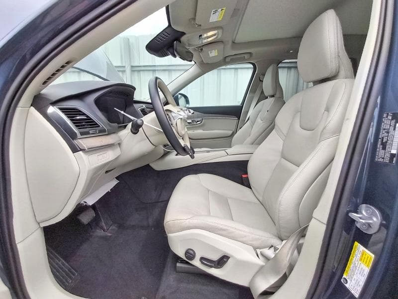 2025 VOLVO XC90 CORE 7