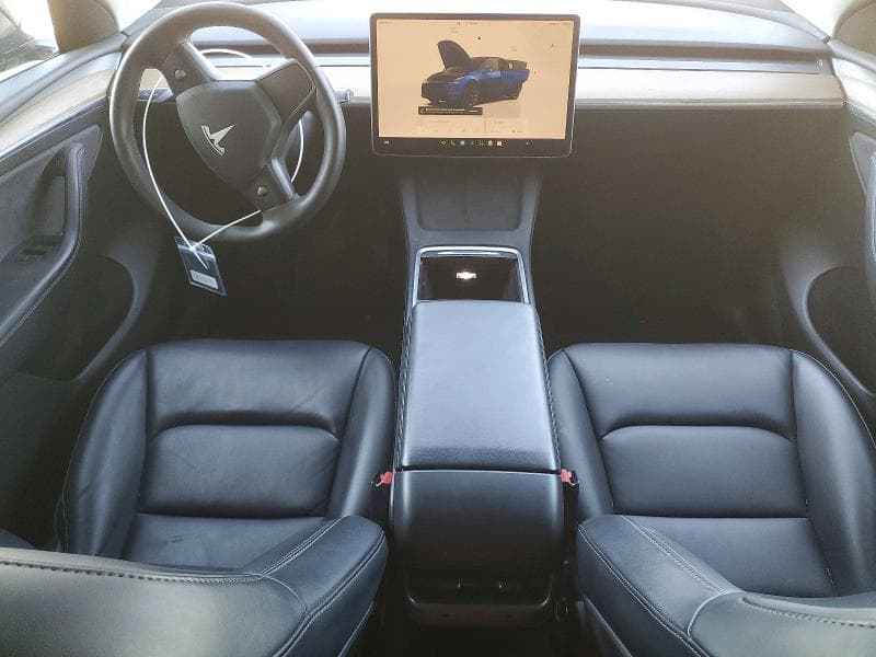 2023 TESLA MODEL Y 8