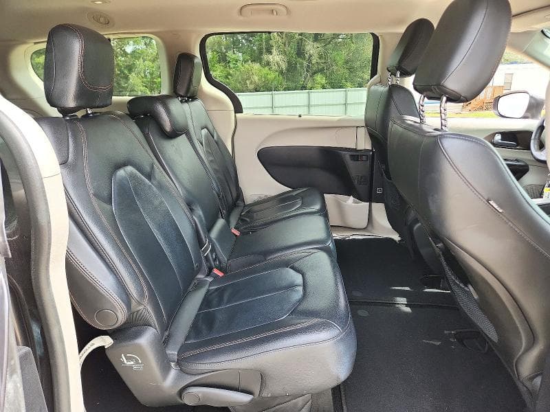 2017 CHRYSLER PACIFICA TOURING L 11