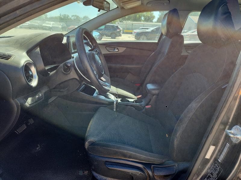 2019 KIA FORTE LXS 7